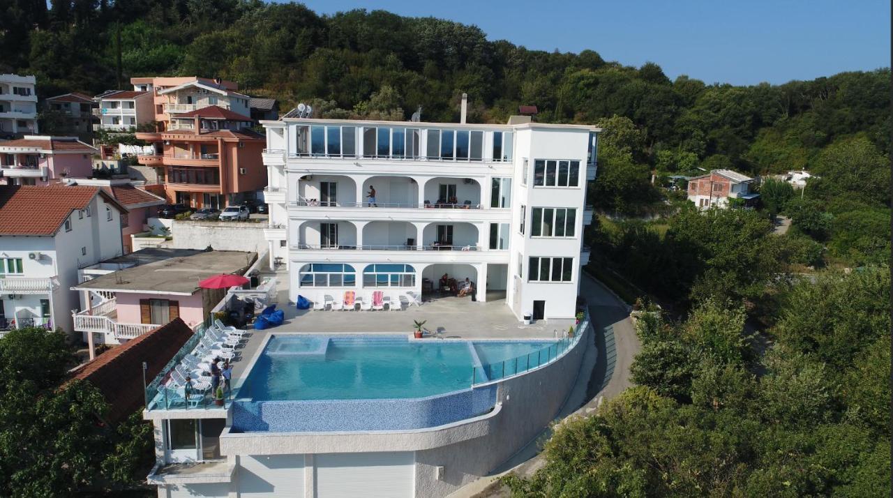 Apartments Gjenashaj Ούλτσιν Εξωτερικό φωτογραφία