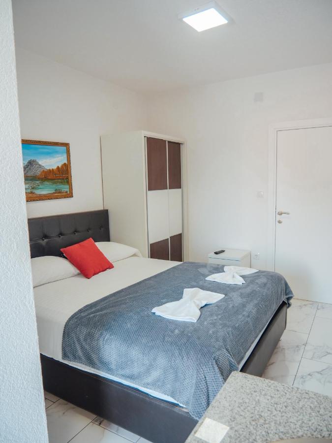 Apartments Gjenashaj Ούλτσιν Εξωτερικό φωτογραφία